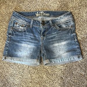Wallflower distressed denim jean shorts, size 13